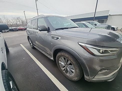 Used 2019 INFINITI QX80 Luxe image 12
