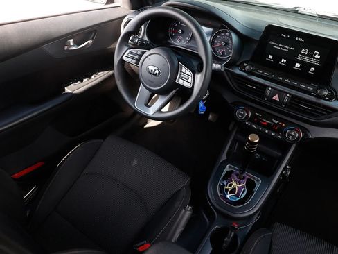 Used 2019 Kia Forte Sedan FWD image 22