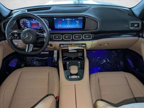 New 2026 Mercedes-Benz GLS 450 4MATIC image 15