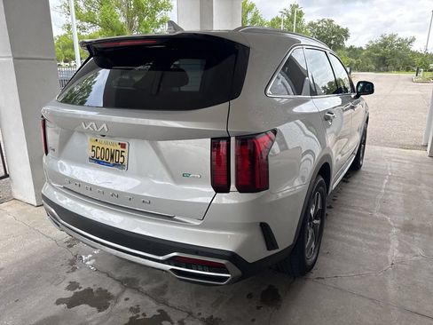Used 2022 Kia Sorento S AWD/4WD image 18