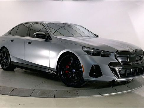 Certified 2024 BMW i5 M60 w/ Executive Package AWD/4WD image 32