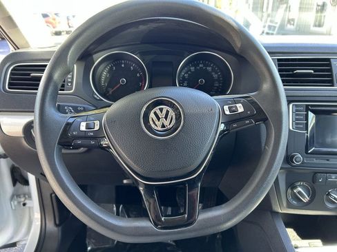 Used 2017 Volkswagen Jetta S w/ Jetta S Cold Weather Package image 15