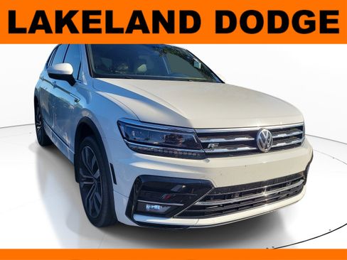Used 2020 Volkswagen Tiguan SEL Premium R-Line w/ 3rd Row Seat Package AWD/4WD image 1
