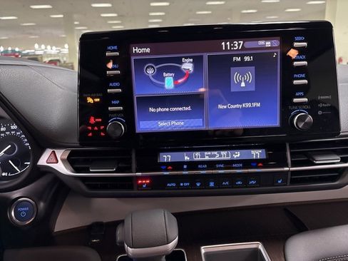 Certified 2022 Toyota Sienna XLE image 21