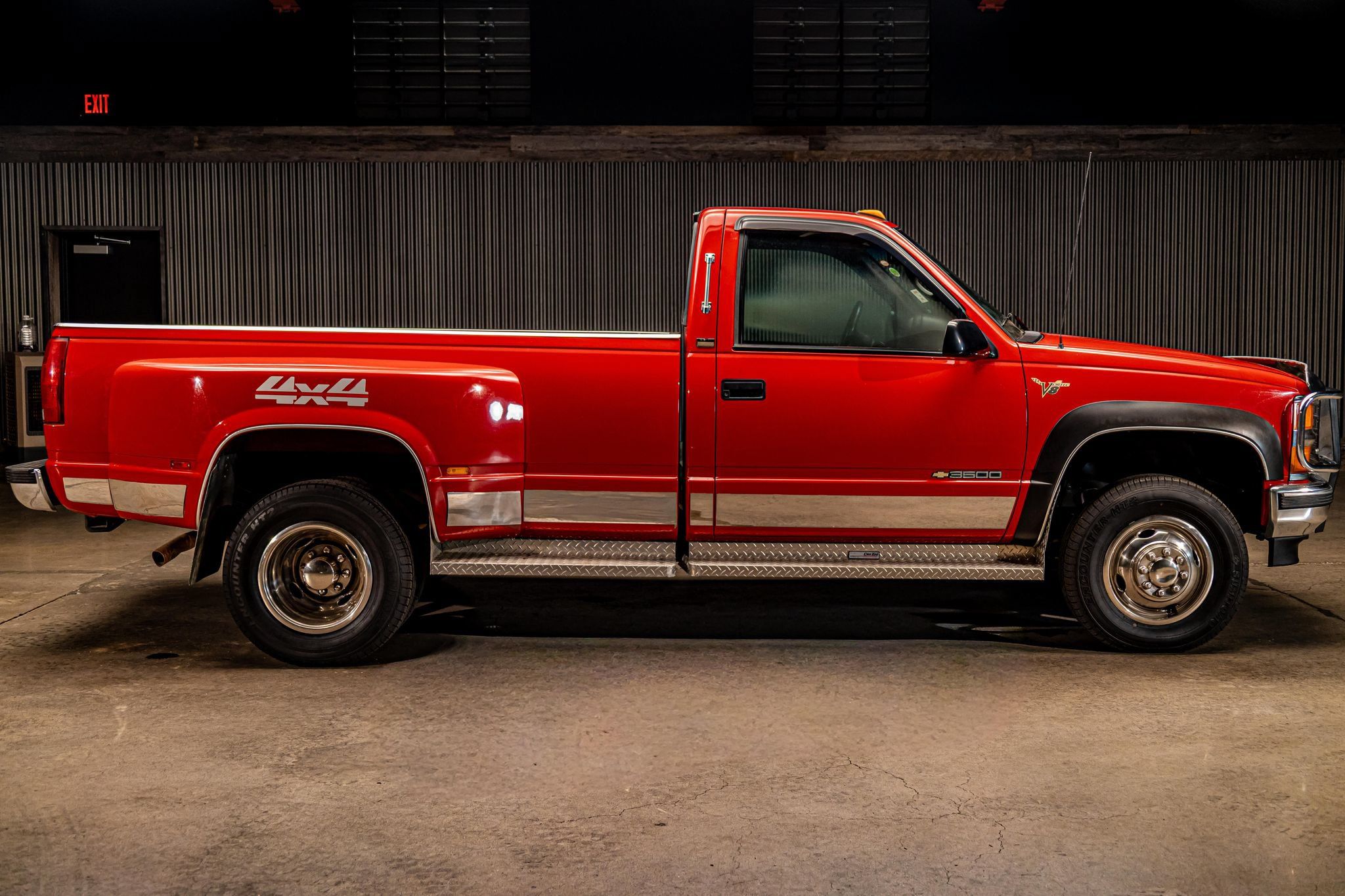 Used 1996 Chevrolet Silverado 3500 4x4 Regular Cab image 10