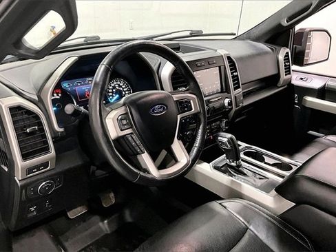 Used 2018 Ford F150 Lariat w/ Equipment Group 502A Luxury image 18