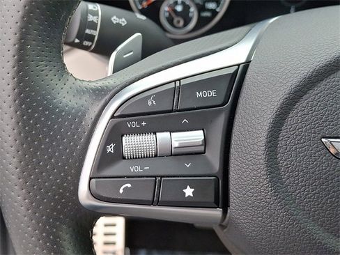 Used 2023 Genesis G70 3.3T w/ Sport Advanced Package image 22