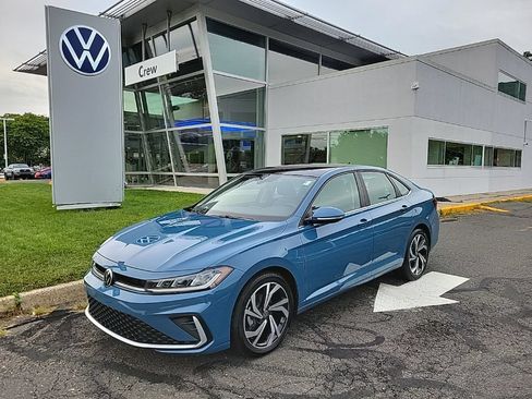 Certified 2025 Volkswagen Jetta SEL FWD image 1