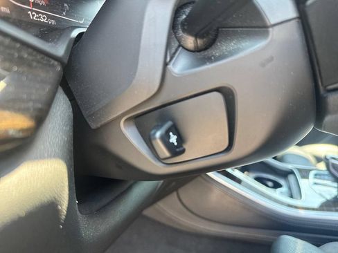 Used 2019 BMW X5 xDrive40i w/ M Sport Package AWD/4WD image 41