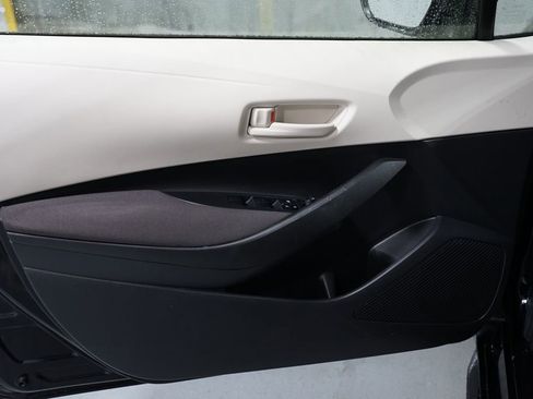 Certified 2023 Toyota Corolla LE image 27