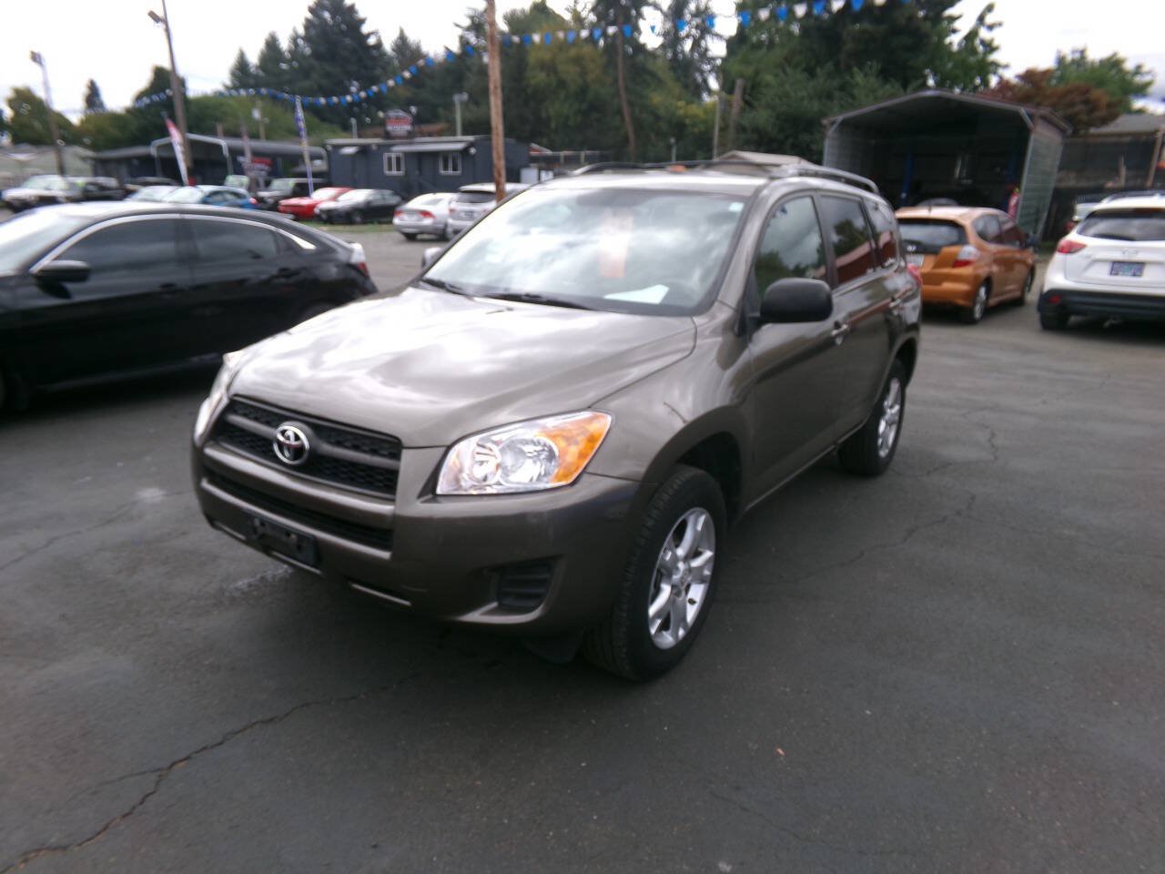 Used 2011 Toyota RAV4 4WD w/ Upgrade Value Pkg image 2