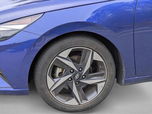 Certified 2023 Hyundai Elantra SEL w/ Convenience Package image 14