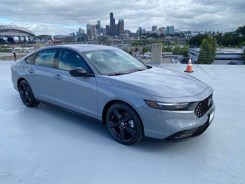 Certified 2025 Honda Accord Sport image 32