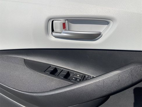 New 2026 Toyota Corolla SE image 11
