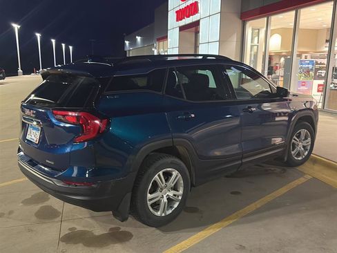Used 2019 GMC Terrain SLE w/ Driver Convenience Package image 13