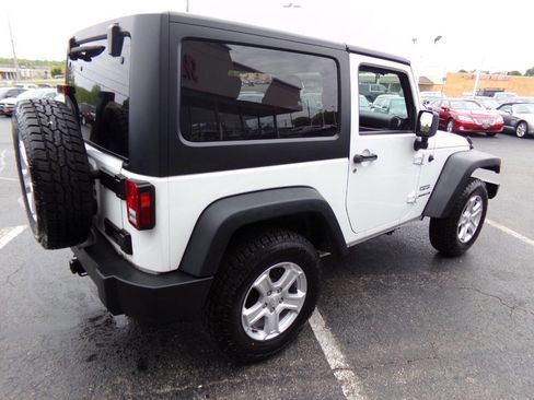 Used 2015 Jeep Wrangler Sport AWD/4WD image 11