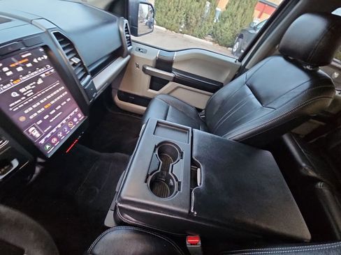 Used 2017 Ford F150 XLT image 17