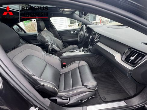 Used 2024 Volvo S60 B5 Plus AWD/4WD image 40