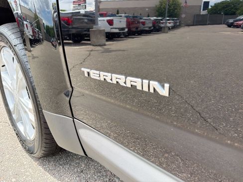 Used 2016 GMC Terrain SLT AWD/4WD image 17