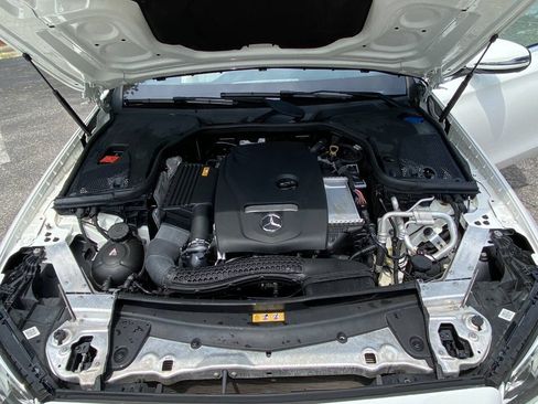 Used 2018 Mercedes-Benz E 300 image 61