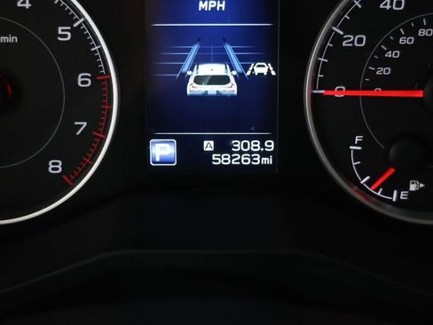 Used 2019 Subaru Ascent Premium image 13