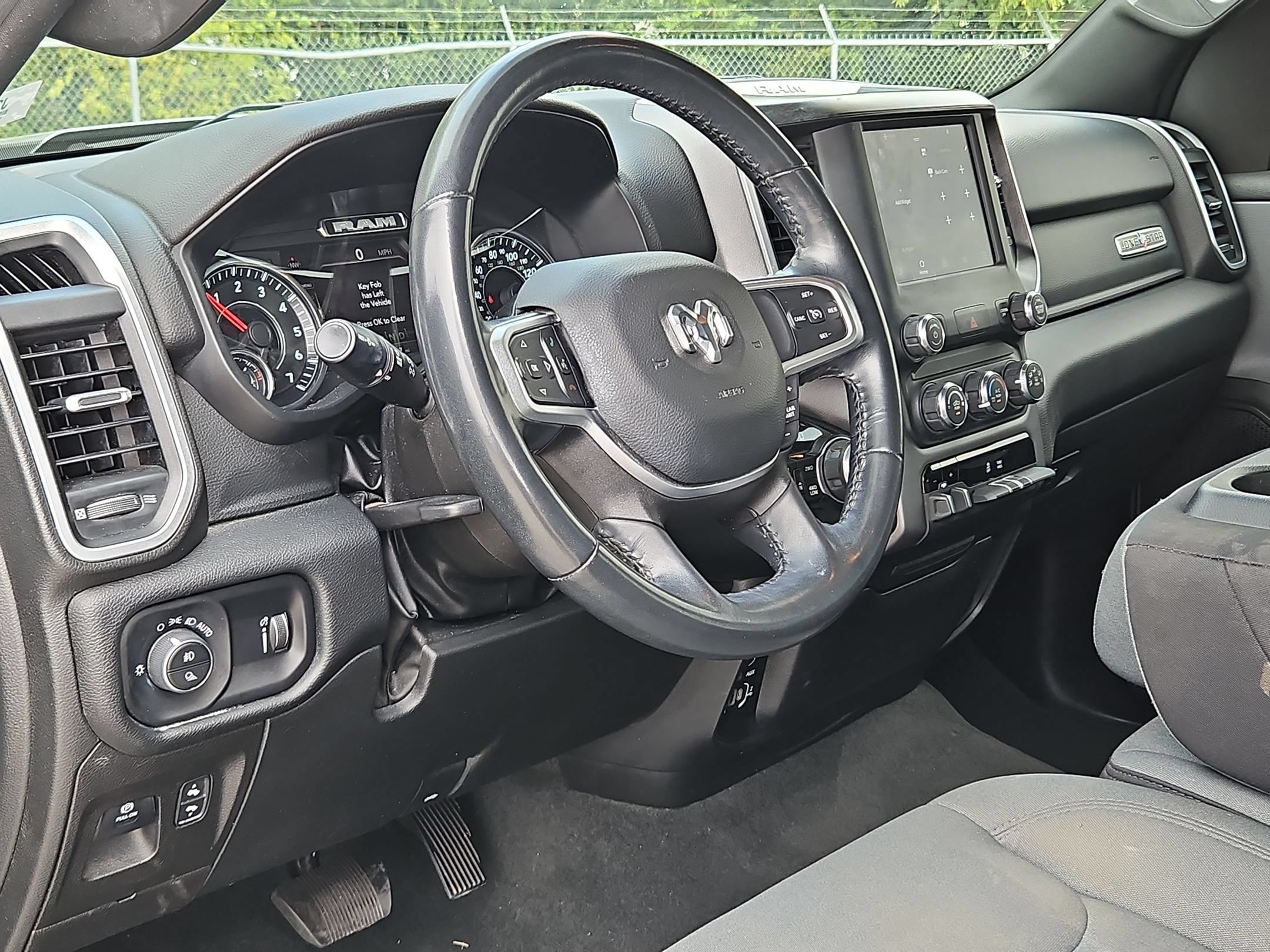 Used 2022 RAM 1500 Lone Star AWD/4WD image 10