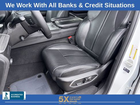 Used 2024 Jeep Wagoneer L Series II image 23