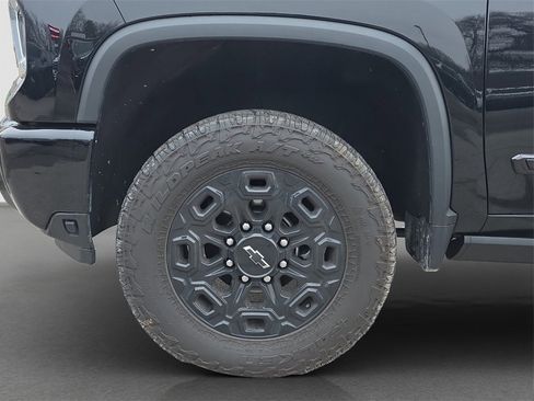 Used 2024 Chevrolet Silverado 3500 High Country w/ High Country Premium Package image 4