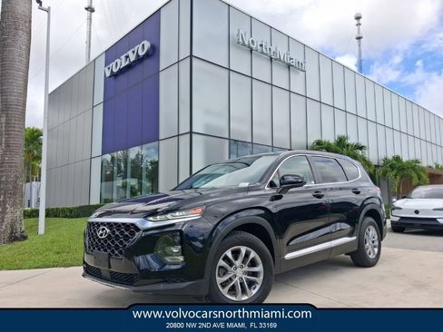 Used 2020 Hyundai Santa Fe SE FWD image 1