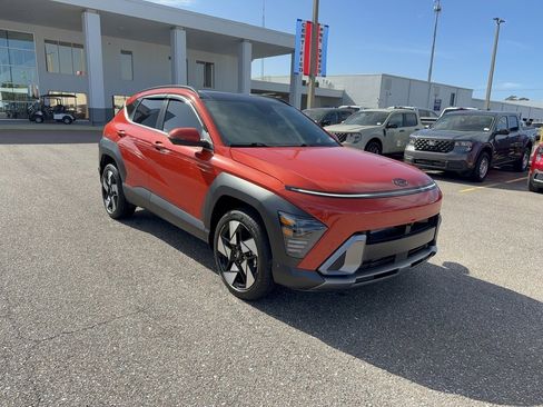 Used 2025 Hyundai Kona Limited image 4