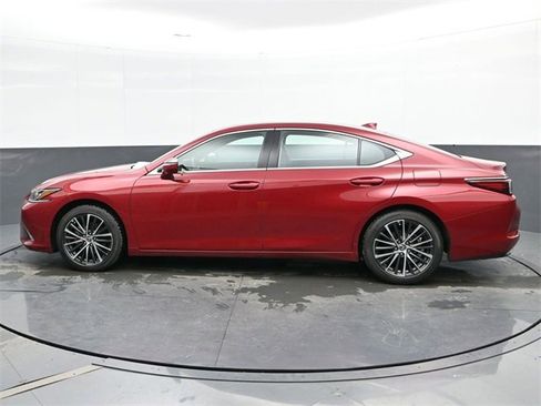 Used 2024 Lexus ES 350 350 w/ Premium Package image 5