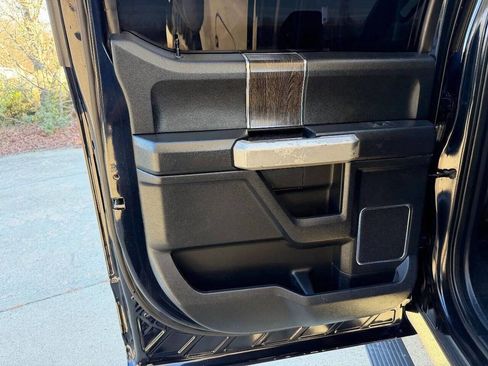 Used 2021 Ford F250 Lariat w/ Lariat Ultimate Package image 15