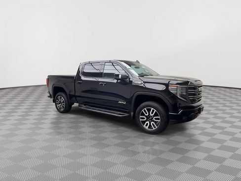 Used 2024 GMC Sierra 1500 AT4 w/ Technology Package AWD/4WD image 48
