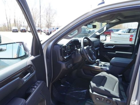 New 2025 Chevrolet Silverado 1500 LT w/ Z71 Off-Road Package image 10