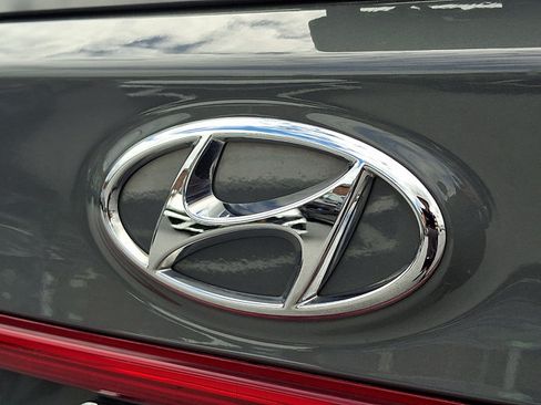 Certified 2022 Hyundai Santa Fe SE AWD/4WD image 30
