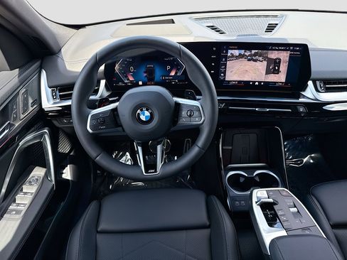 New 2026 BMW X2 xDrive28i w/ Technology Package AWD/4WD image 17