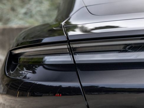 New 2025 Porsche Taycan 4S image 18