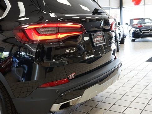 Used 2023 BMW X5 xDrive40i AWD/4WD image 17