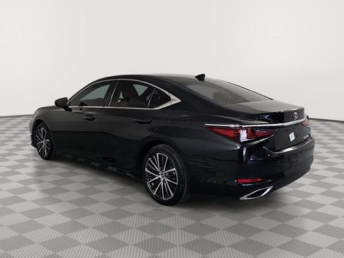 Used 2025 Lexus ES 350 w/ Premium Package FWD image 6