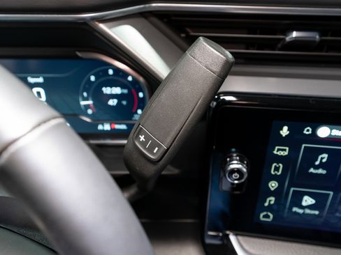 Used 2024 GMC Sierra 2500 Denali w/ Denali Reserve Package image 35