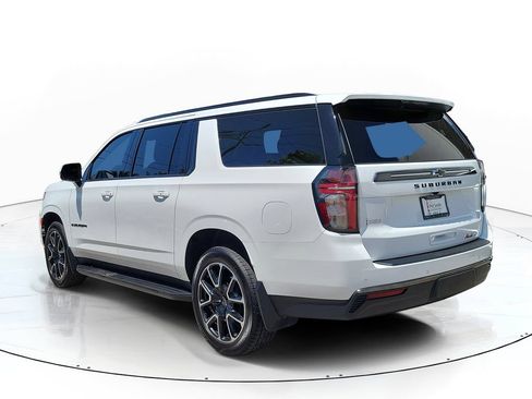 Used 2022 Chevrolet Suburban RST w/ Luxury Package AWD/4WD image 3