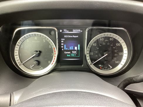 Used 2017 Nissan Titan SV RWD image 21