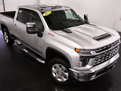 Used 2023 Chevrolet Silverado 2500 LTZ w/ LTZ Premium Package image 15