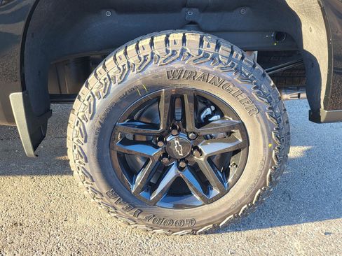 New 2026 Chevrolet Silverado 1500 LT Trail Boss w/ LT Trail Boss Premium Package AWD/4WD image 19