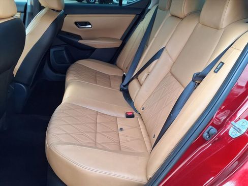 Used 2023 Nissan Sentra SV w/ SV Premium Package image 24