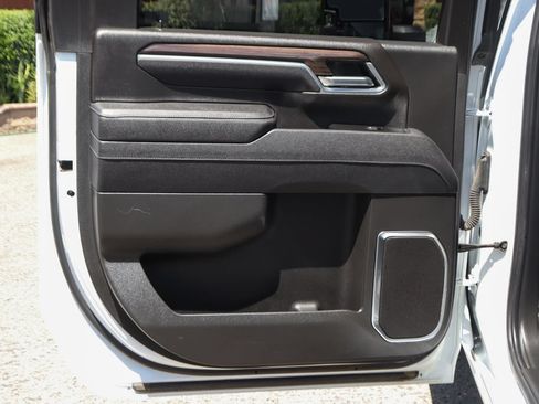 Used 2025 Chevrolet Silverado 2500 LT w/ Safety Package AWD/4WD image 32