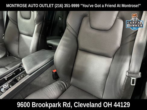 Used 2023 Volvo XC60 B5 Plus image 27