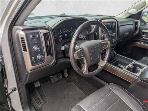 Used 2018 GMC Sierra 1500 Denali AWD/4WD image 9