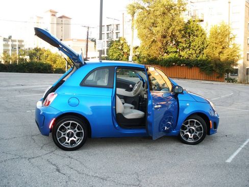 Used 2018 FIAT 500 Pop FWD image 22