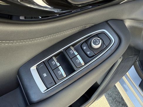 Used 2025 Subaru Legacy Limited image 13